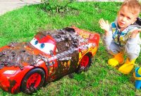 Nikita and Red Toy Car Wash 3