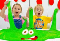 Chris and Nicole are playing with slimes | Fun games with uncle 14