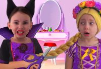 Alice Dress Up as Rapunzel and plays with magical mirrors | best Princesses Stories 2