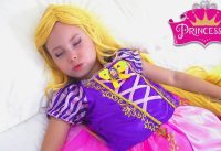 Alice as Rapunzel plays with her Friends Princesses - the best stories for kids 1